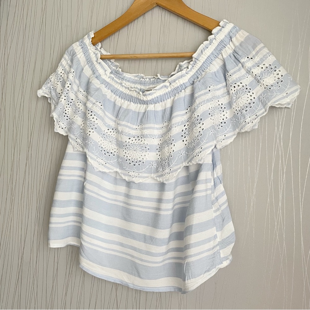 AE American Eagle Off Shoulder Eyelet Top Womens XS Blue White Striped Boho - Picture 4 of 9